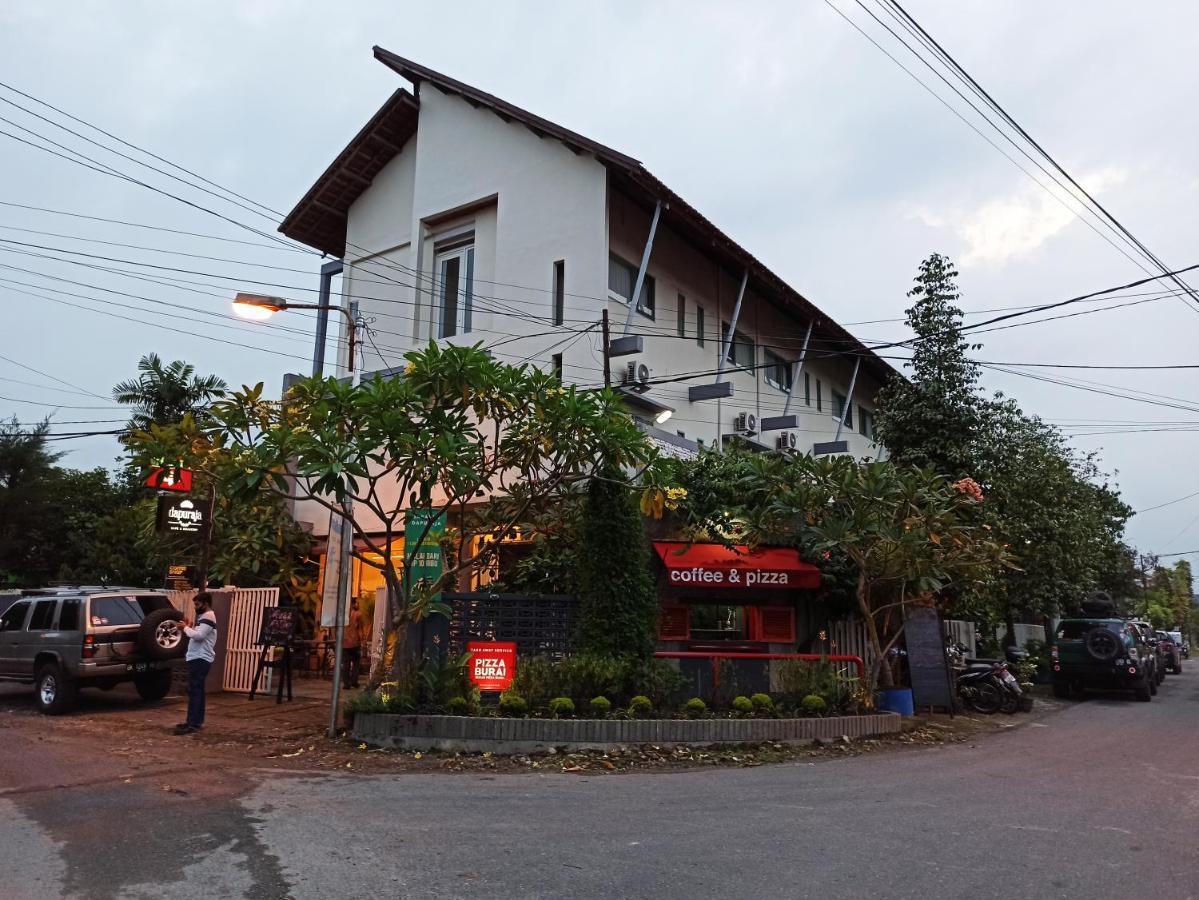 Roemah 28 Syariah Hotell Medan Exteriör bild