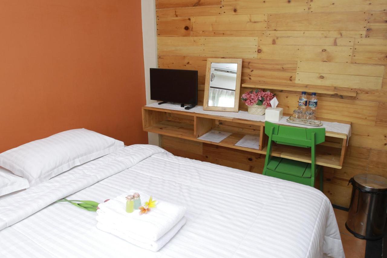Roemah 28 Syariah Hotell Medan Exteriör bild