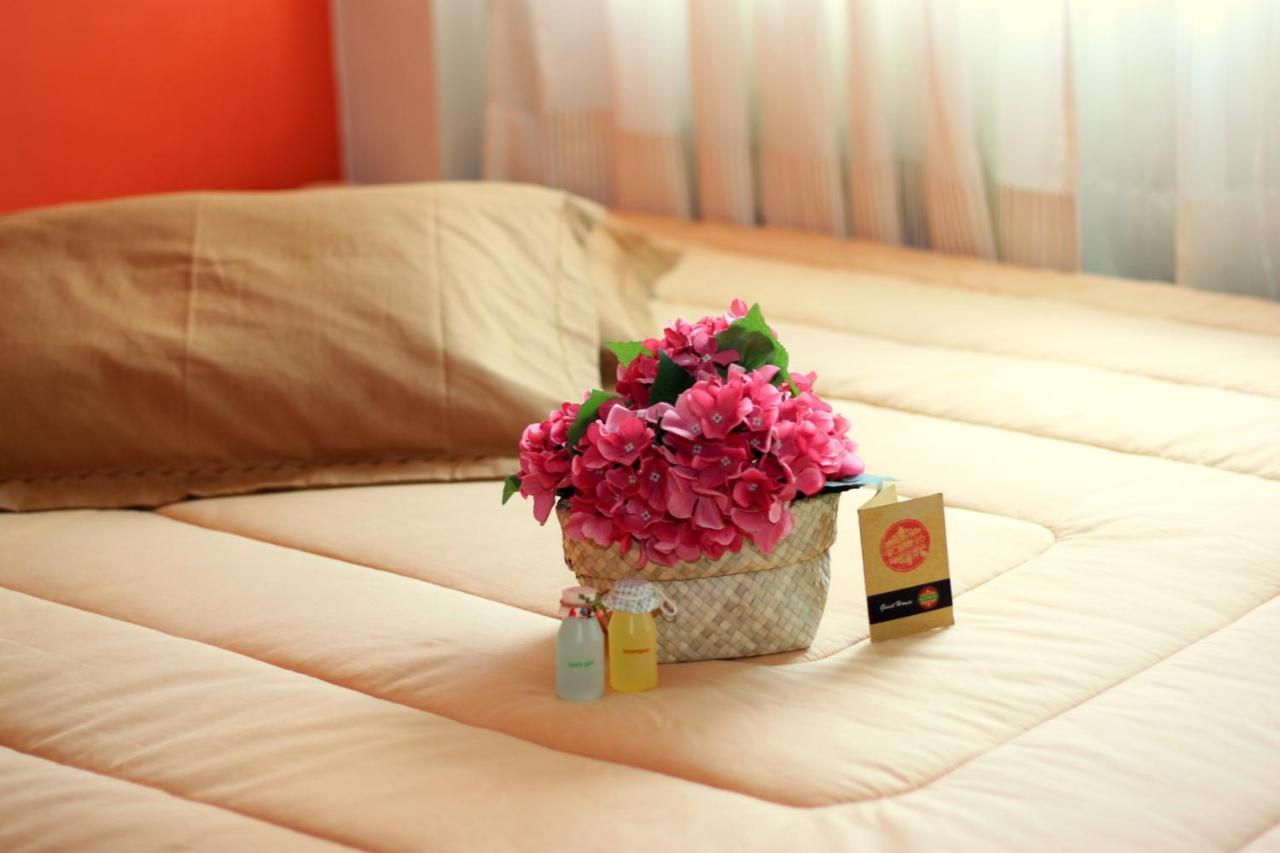 Roemah 28 Syariah Hotell Medan Exteriör bild