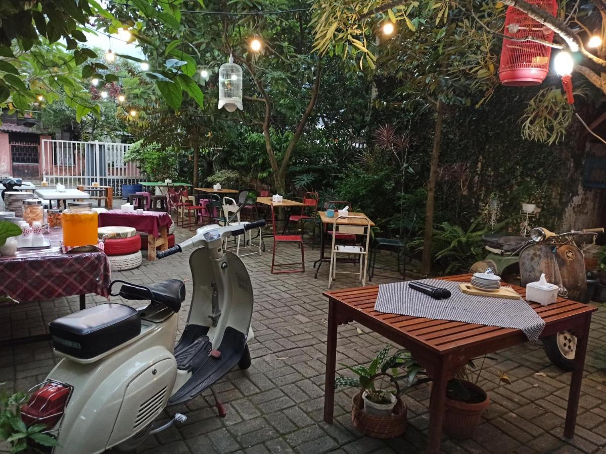 Roemah 28 Syariah Hotell Medan Exteriör bild