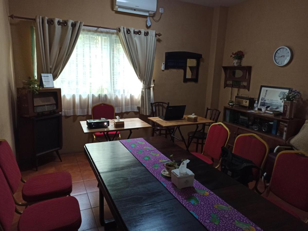 Roemah 28 Syariah Hotell Medan Exteriör bild