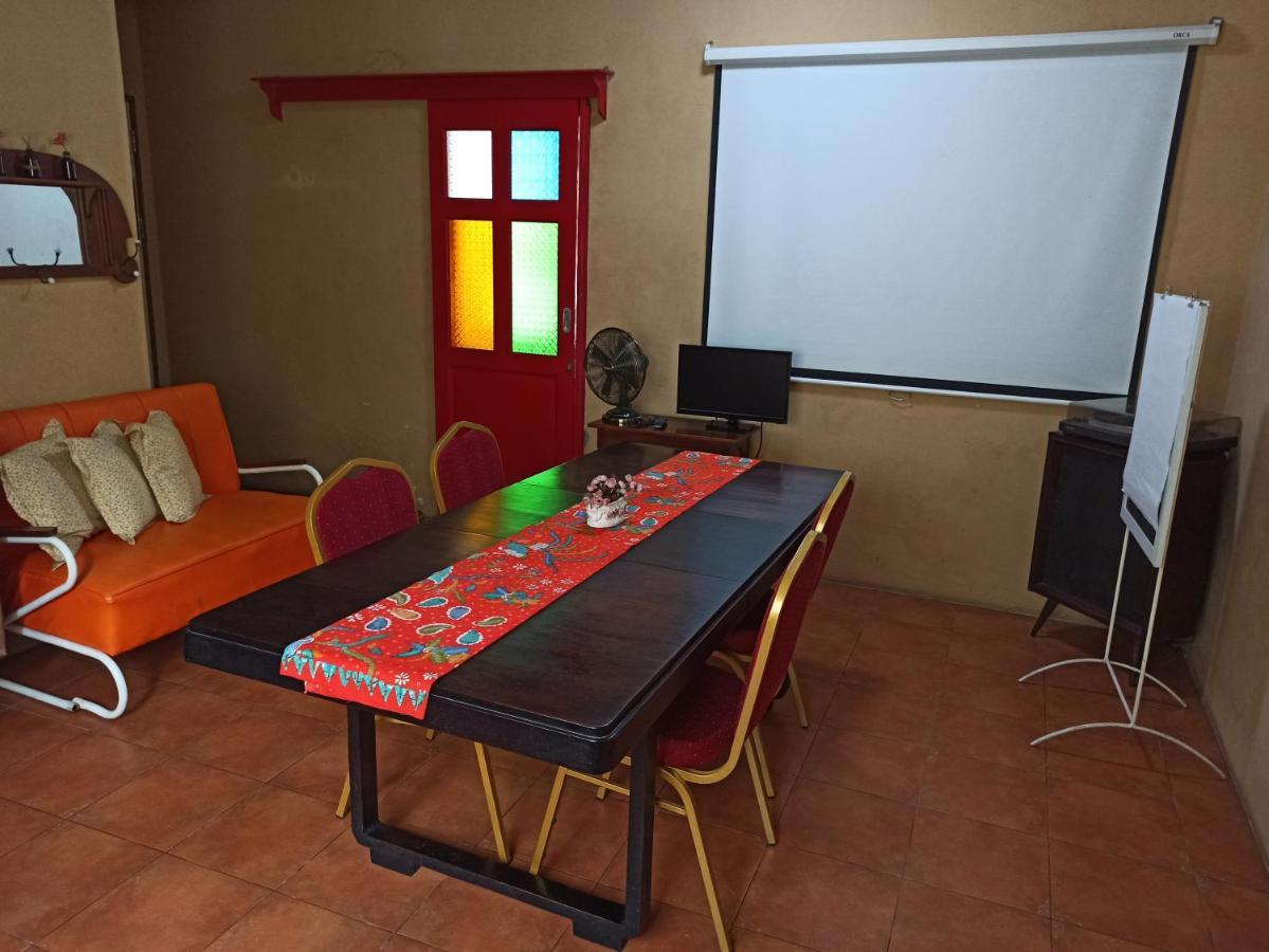 Roemah 28 Syariah Hotell Medan Exteriör bild