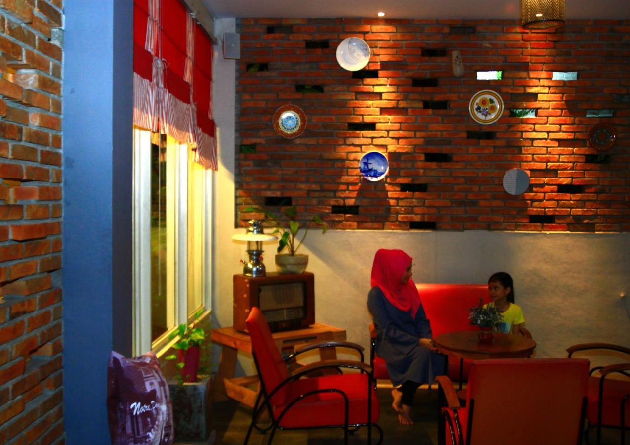 Roemah 28 Syariah Hotell Medan Exteriör bild