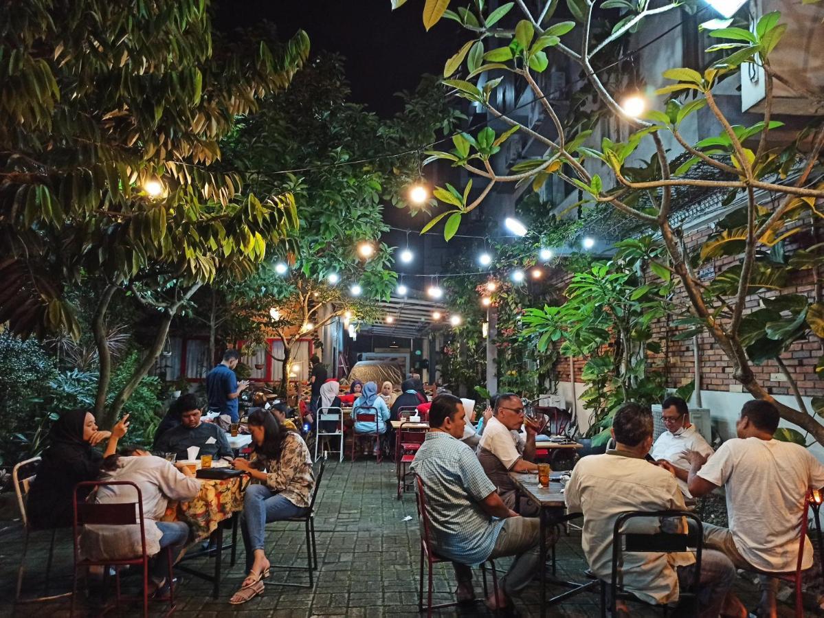 Roemah 28 Syariah Hotell Medan Exteriör bild